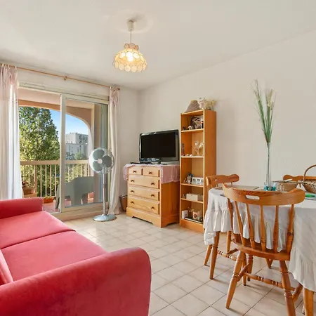 - Domaine Du Preconil *