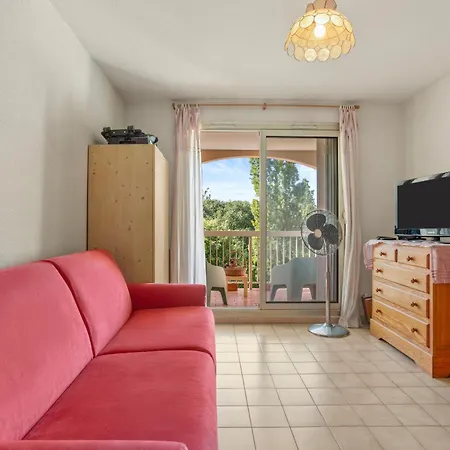 - Domaine Du Preconil